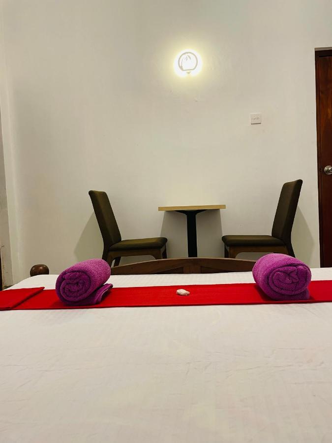 Ivana Homestay Kandy Esterno foto