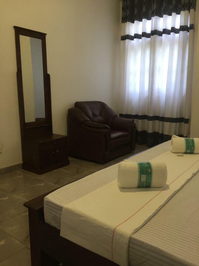 Ivana Homestay Kandy Esterno foto