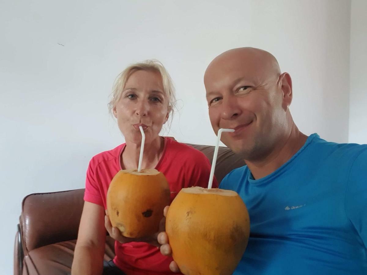 Ivana Homestay Kandy Esterno foto